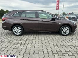 Opel Astra 2017 1.4 150 KM