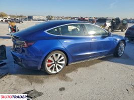 Tesla Model 3 2020