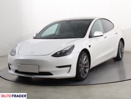 Tesla Model 3 2021 505 KM
