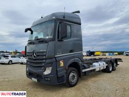 Mercedes Actros
