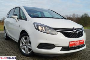 Opel Zafira 2018 1.4 120 KM