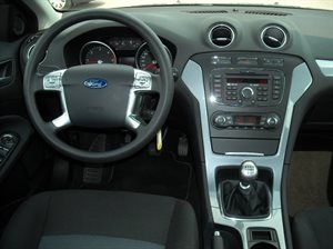 Ford Mondeo 2012 2 140 KM