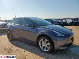 Tesla Model Y 2023 Tesla Model Y 2023