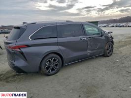 Toyota Sienna 2025 2