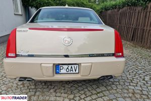 Cadillac Pozostałe 2011 4.6 325 KM