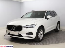 Volvo XC60 2021 2.0 194 KM
