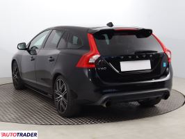 Volvo V60 2018 2.0 362 KM Volvo V60 2018 2.0 362 KM