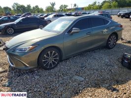 Lexus ES 2021