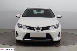 Toyota Auris 2013 1.6 130 KM