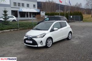 Toyota Yaris 2015 1.5 74 KM