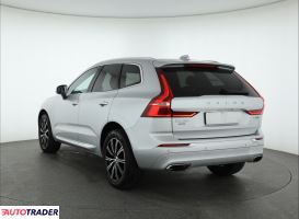 Volvo XC60 2019 2.0 246 KM