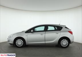 Opel Astra 2011 1.6 113 KM
