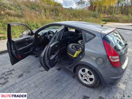 Hyundai i30 2009 1.6 126 KM