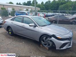 Hyundai Elantra 2025 2