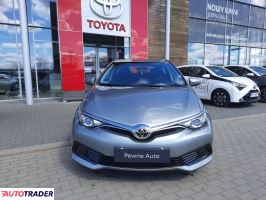 Toyota Auris 2017 1.3 99 KM Toyota Auris 2017 1.3 99 KM
