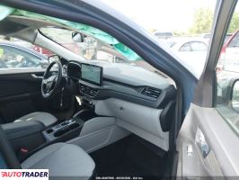 Ford Escape 2025 2