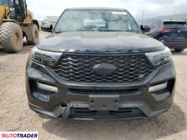 Ford Explorer 2022 3