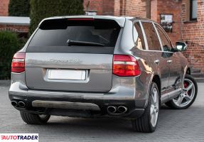 Porsche Cayenne 2007 4.8 500 KM