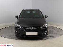 Opel Astra 2018 1.6 108 KM