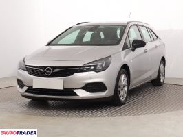 Opel Astra 2022 1.3 143 KM