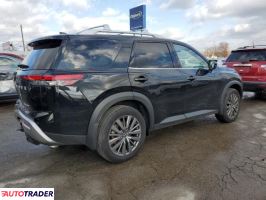 Nissan Pathfinder 2024 3