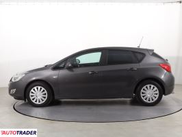 Opel Astra 2011 1.4 118 KM