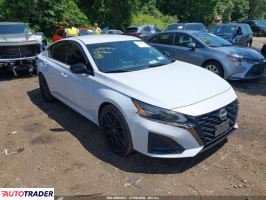 Nissan Altima - zobacz ofertę