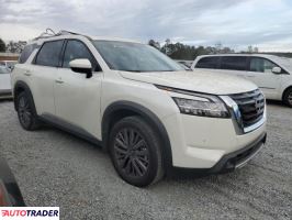 Nissan Pathfinder 2024 3