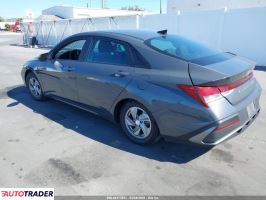 Hyundai Elantra 2025 2