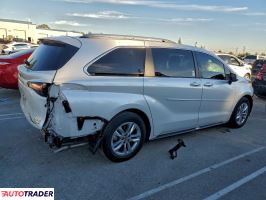 Toyota Sienna 2023 2