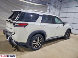 Nissan Pathfinder 2023 3