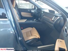 Volvo XC60 2022 2