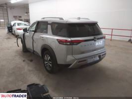 Nissan Pathfinder 2024 3