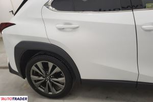 Lexus Pozostałe 2022 2.0 152 KM