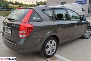 Kia Ceed 2012 1.6 90 KM