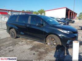Toyota Sienna 2025 2