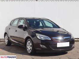 Opel Astra - zobacz ofertę