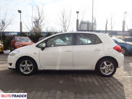 Toyota Auris 2009 1.3 99 KM