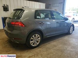 Volkswagen Golf 2021 1