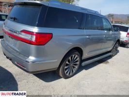 Lincoln Navigator 2021 3