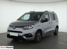 Toyota Pozostałe 2022 1.2 128 KM