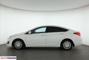 Hyundai i40 2013 1.7 113 KM