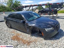 Chrysler 300C 2021 3