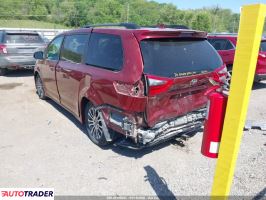 Toyota Sienna 2020 3