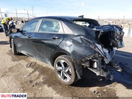 Hyundai Elantra 2023 2