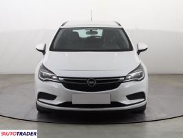 Opel Astra 2018 1.4 123 KM