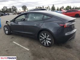 Tesla Model 3 2025