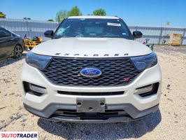 Ford Explorer 2021 3