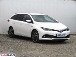 Toyota Auris 2016 1.8 134 KM Toyota Auris 2016 1.8 134 KM