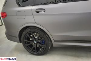 BMW Pozostałe 2021 4.4 530 KM